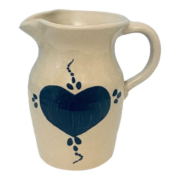 Vintage Marshall Pottery Pitcher Beige Blue Heart Design SR Potter L Houston - Picture 1 of 10